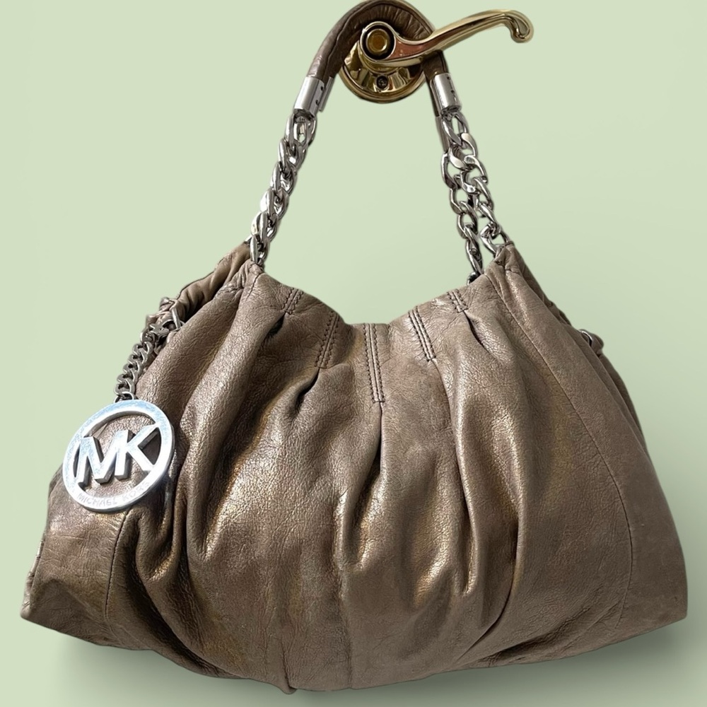 ❤️ Michael Kors ERIN Slouchy Shoulder Hobo Bag in Golden Shimmer